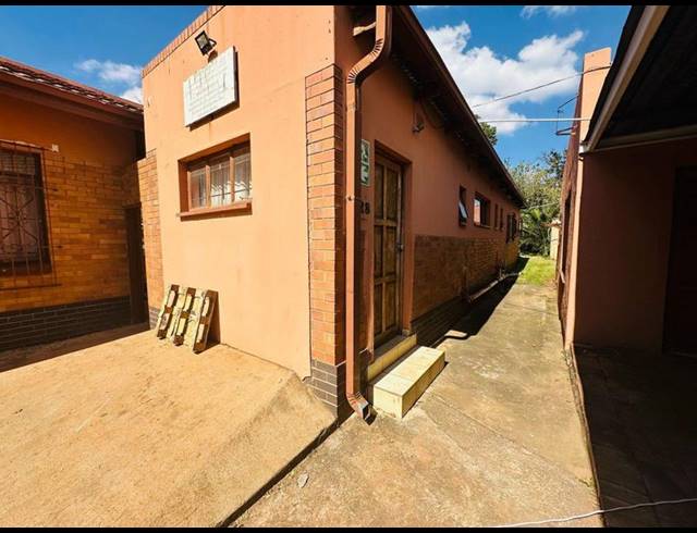 10 BEDROOM HOUSE FOR SALE IN DELVILLE